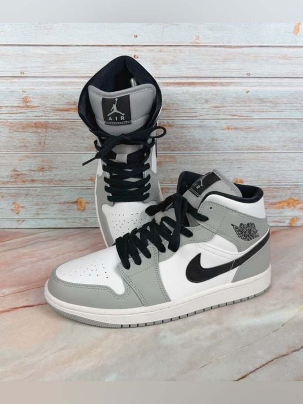 Jordan 1 Mid Mens Size 9.5 - Smoke Grey